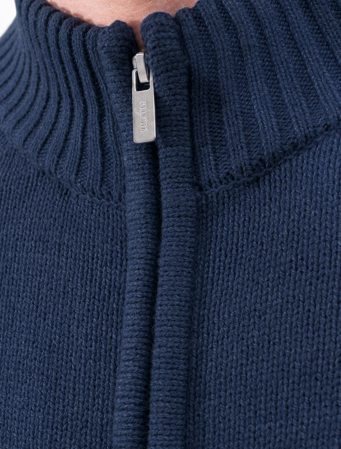 картинка Джемпер мужской темно-синий от магазина Одежда+